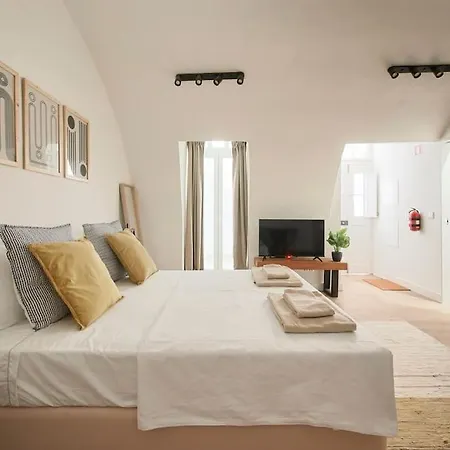 Διαμέρισμα Alfama Village @ Porta8 *